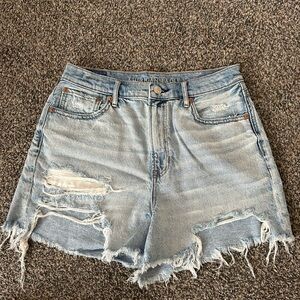 American Eagle - 90s Boyfriend Jean Short -  Size 10